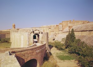 Entrée du Fort de Salses, construit entre 1497 et 1504 - Francisco Ramirez